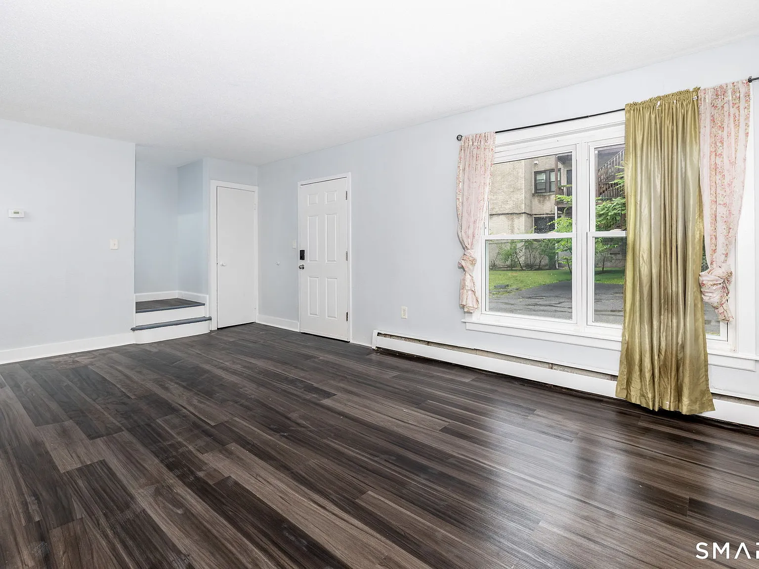 3 bed, 1.5 bath, 1204 sqft, $1,875 — Photo 4