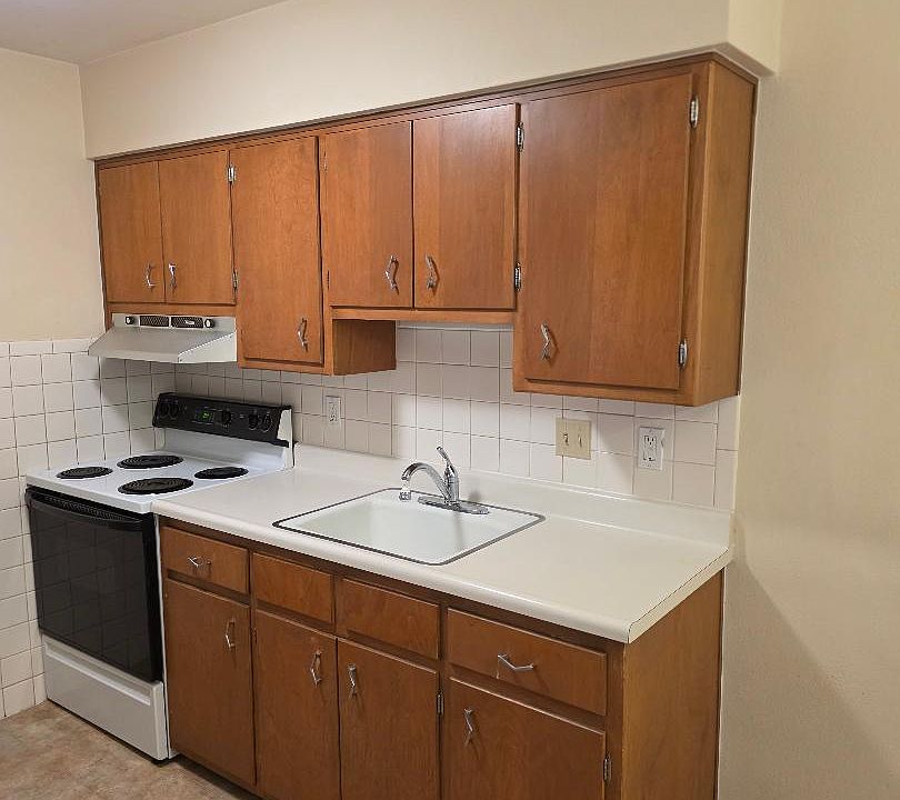 1st image of 1701 Vandalia St #Second