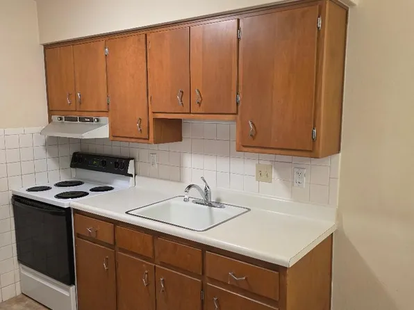 1701 Vandalia St #Second, Collinsville, IL 62234