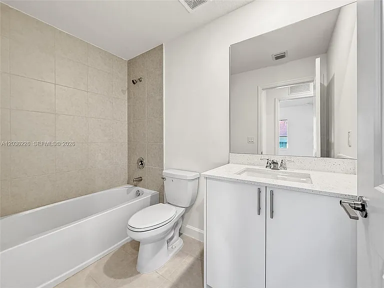 3770 SW 50th Ave #3770 — Photo 24