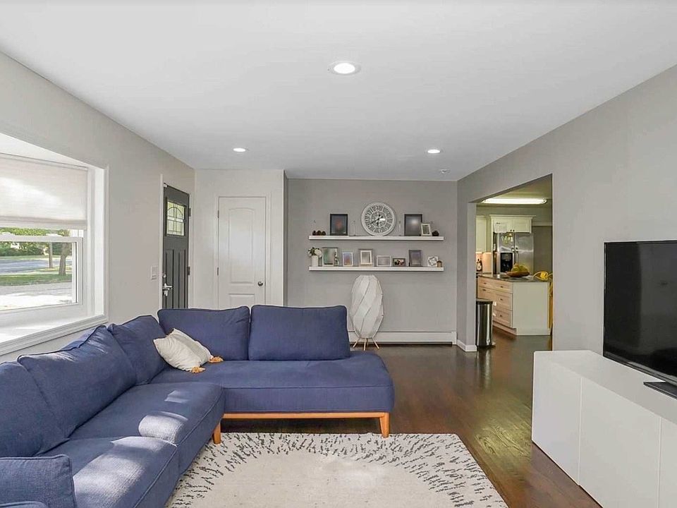 1219 Waverly Ave, Farmingville, NY 11738 MLS 3462039 Zillow