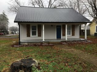 705 S Russell St, Portland, TN 37148