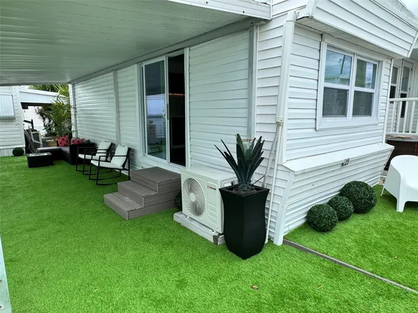 23 J J Juniper Drive, Briny Breezes, FL 33435