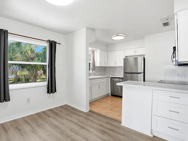 4004 W Watrous Ave — Photo 14