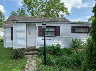 Manier Ave, Piqua, OH 45356