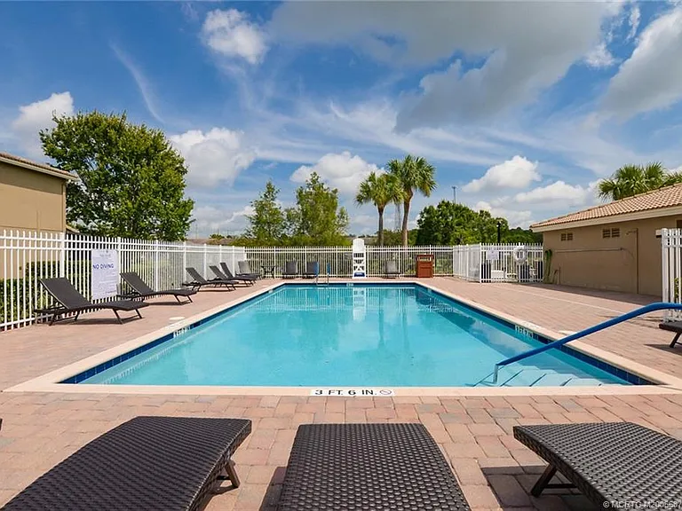2206 SW Cape Cod Dr — Photo 28