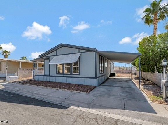3rd image of 3356 Haleakala Dr