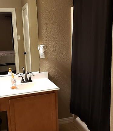 3rd image of 2615 Castle Pines Dr