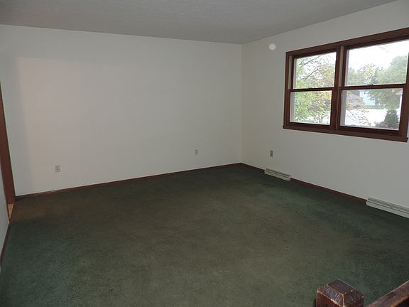 5th image of 130 Nordmere Dr
