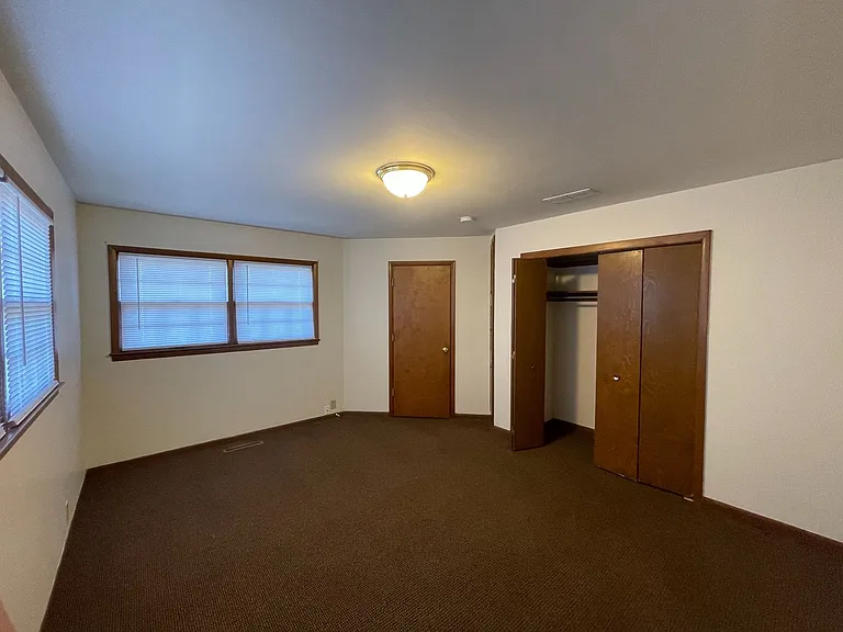 2922 Quivira Ave — Photo 10