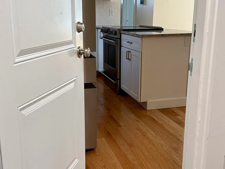 17 Cameron Ave #17 — Photo 31