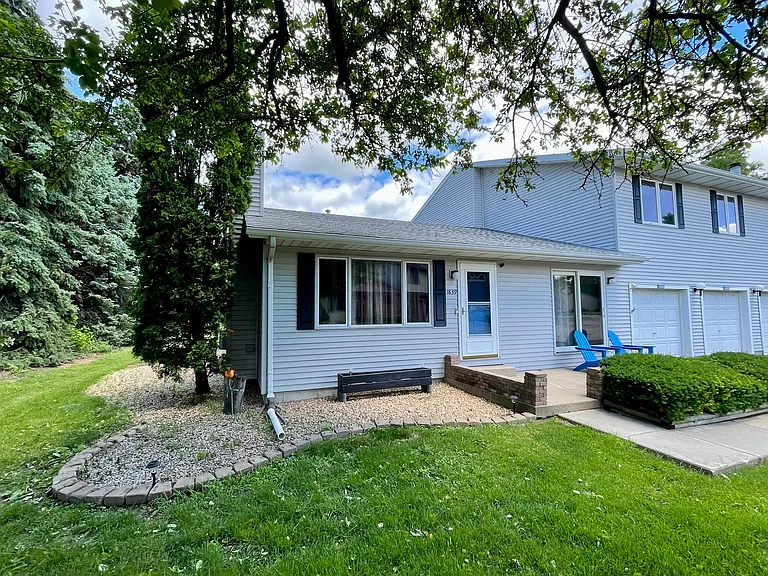 1839 Kerrybrook Ct — Photo 2