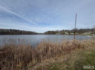 2150 E 525 S, Wolcottville, IN 46795