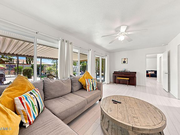 5th image of 10408 W OAK RIDGE Drive