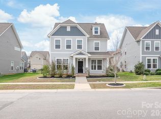 3017 Woodlands Creek Dr, Monroe, NC 28110