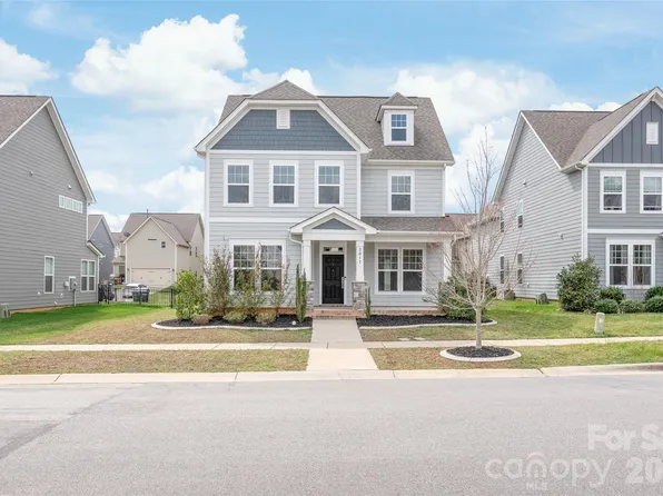 3017 Woodlands Creek Dr, Monroe, NC 28110
