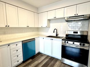 1985 Westcott Rd #305, Windsor, ON N8W4K5