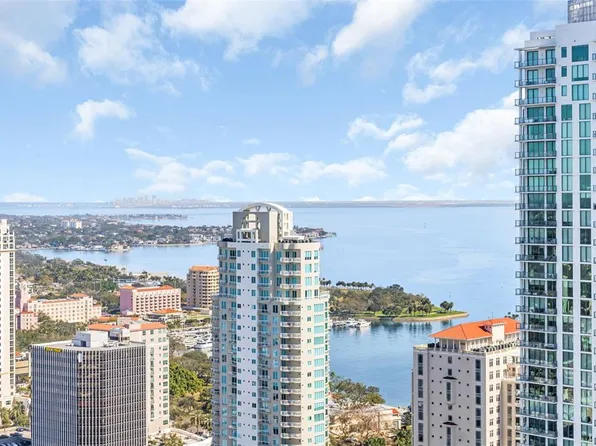 275 1st Ave S #3304, Saint Petersburg, FL 33701