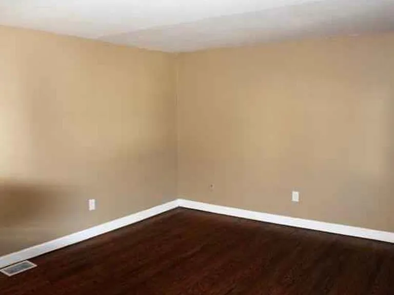 24 Butternut Dr — Photo 8