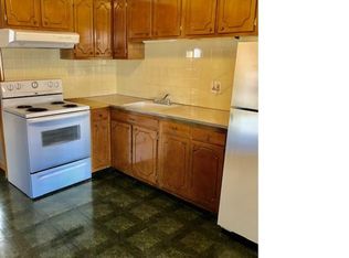 23770 Kelly Rd APT 5, Eastpointe, MI 48021