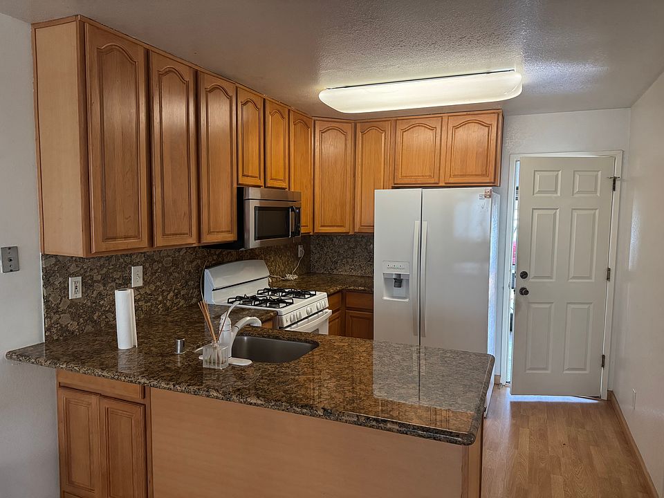 2nd image of 7000 Wineberry Way