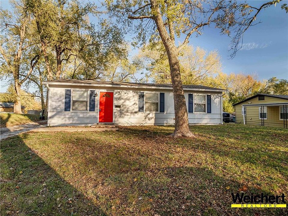 1st image of 2701 S 48th St