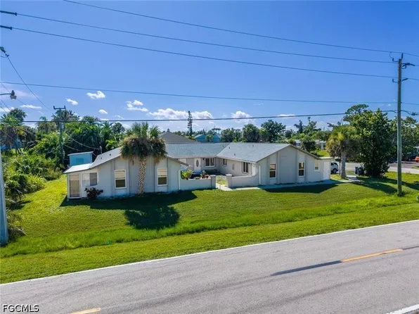 16595 Davis Rd, Fort Myers, FL 33908