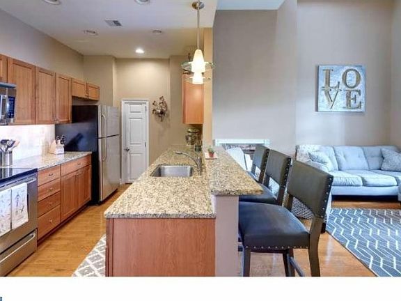 4th image of 1 Academy Cir Unit 316