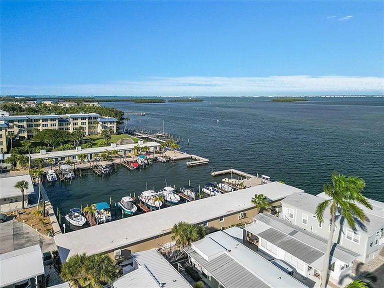 3740 Gulf Of Mexico Dr #114 — Photo 43