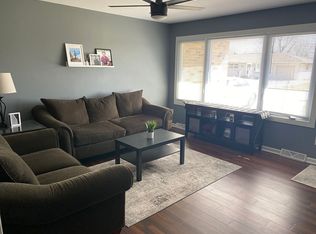 1415 26th St, Peru, IL 61354