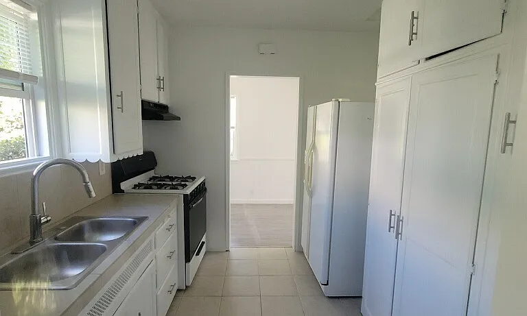 432 1/2 N Glenwood Pl #432-1/2 — Photo 6