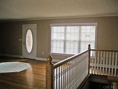 3rd image of 35 Benedict Dr