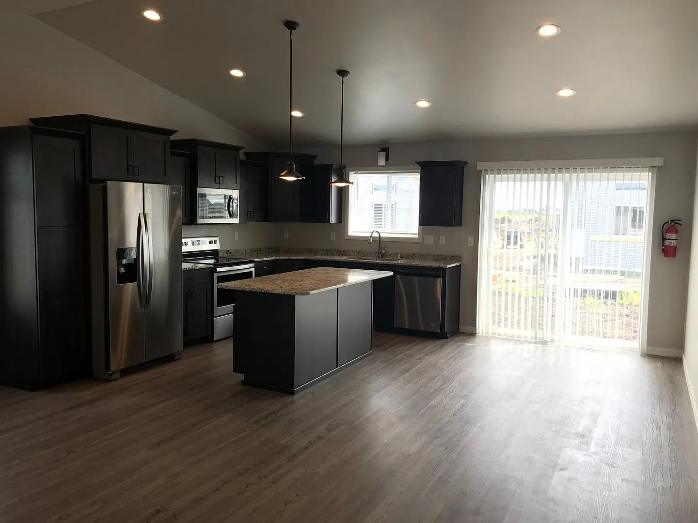 4 Bed 2 Bath Single Family Home — Photo 4