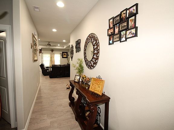 3rd image of 6595 Jade Ave