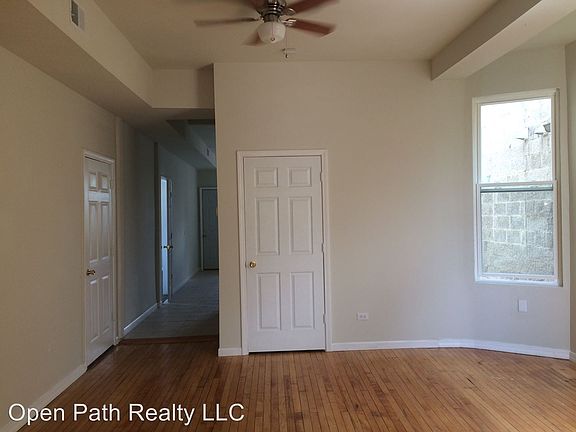 4th image of 1543 N Talman Ave #3