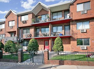 67107 Burns St APT 2, Flushing, NY 11375