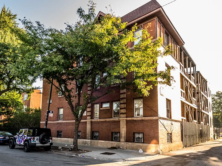 423-25 N Central Ave — Photo 15