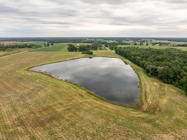 4223/- Acres Rd SE #1151, Windsor, MO 65360