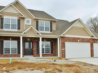 427 Hillington Dr, Eureka, MO