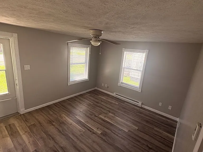 9008-9012 W Cornbread Rd — Photo 3
