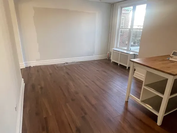 25-14 37th Street image 6 of 14