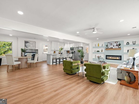 2nd image of 2645 Brandon Rd