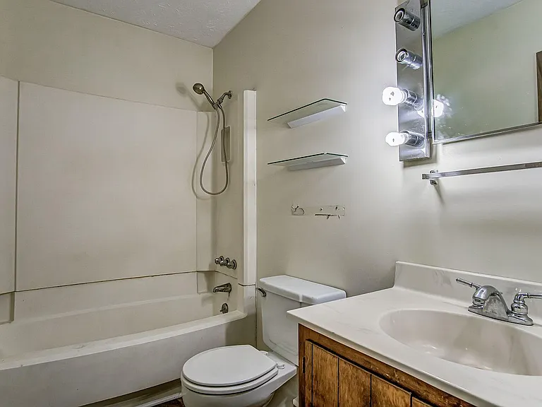 150 Arthur Cir — Photo 22