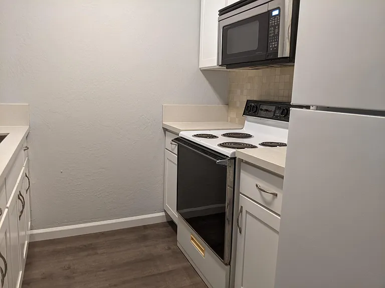 980 Kiely Blvd #106 — Photo 4