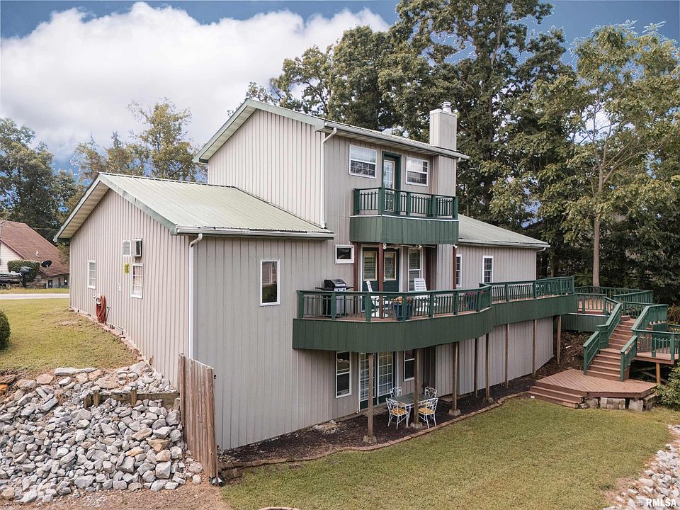 1st image of 13090 Tracy Ln