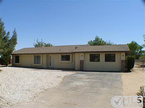 Front of House - RV gate/parking to the right