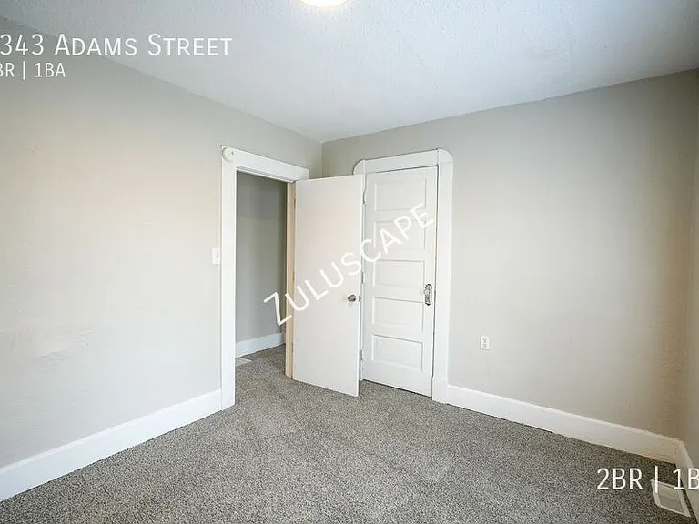 2343 Adams St — Photo 12