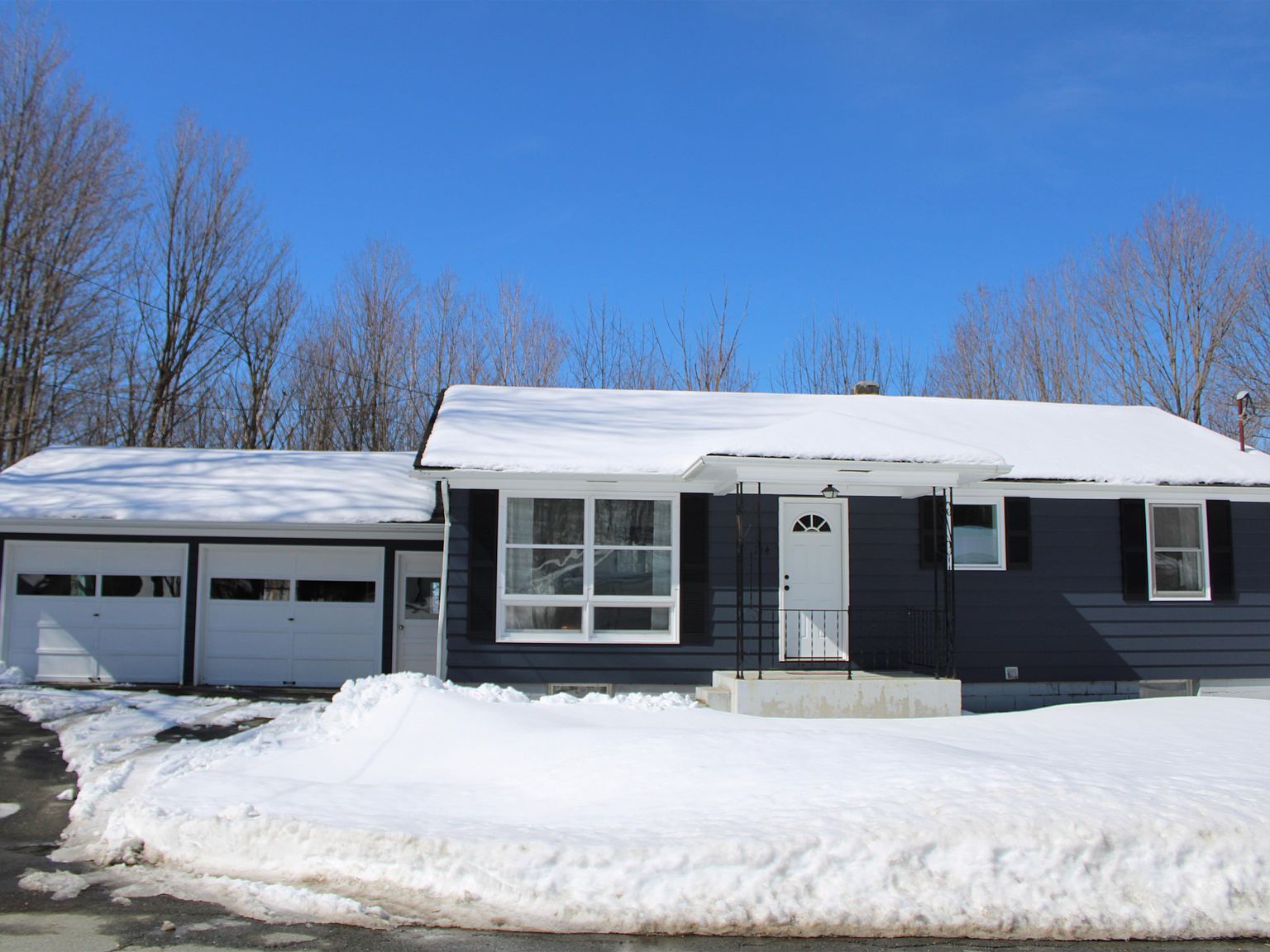 114 Louis Street, Derby Line, VT 05830 Zillow