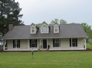 13 Overcup Lake Rd, Morrilton, AR 72110