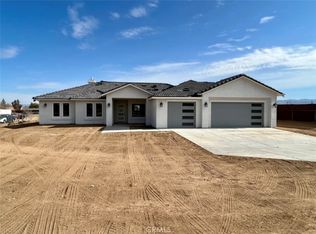 15218 Muscatel St, Hesperia, CA 92345